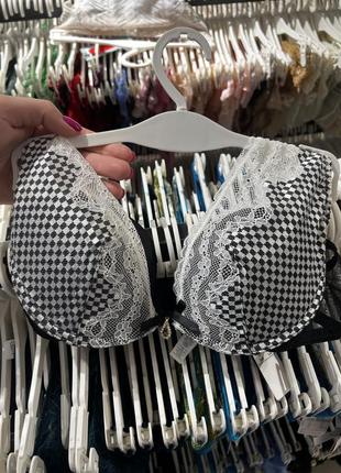 Бюстгальтери intimissimi9 фото