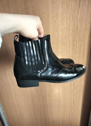 Весняні черевики для дівчинки 36 р