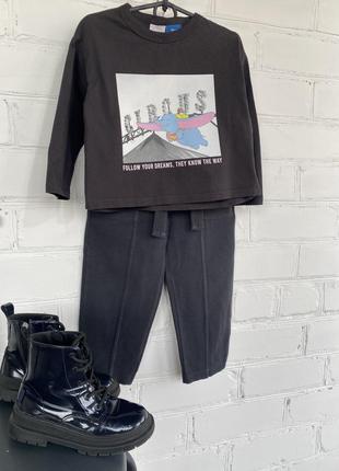 Zara , комплект одягу, костюм zara на дівчинку 5-6 років, реглан zara, укорочені штани zara, чоботи zara