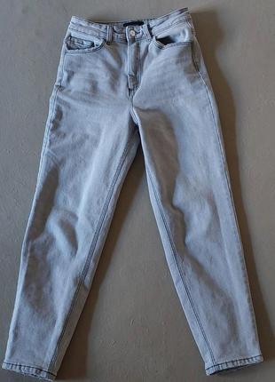 Сірі джинси mom4 фото