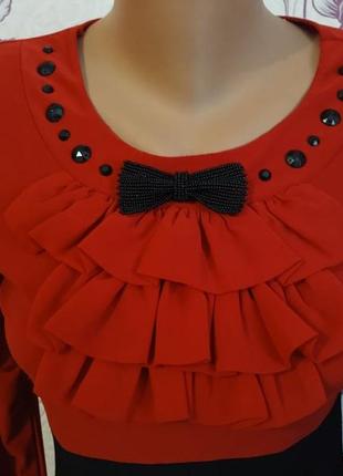 Шалено красива нарядна жіноча червона блуза блузка з декором3 фото