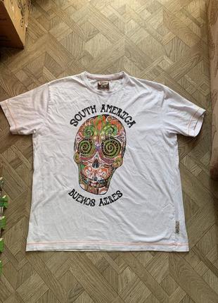 Стильная футболка