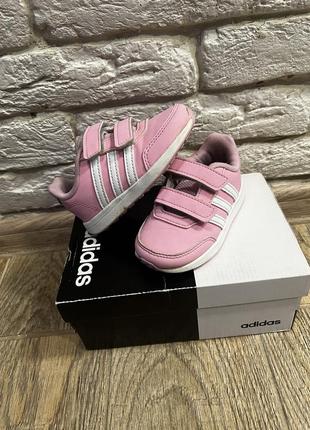 Кросівки adidas1 фото