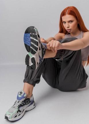 Жіночі кросівки adidas astir originals neon6 фото