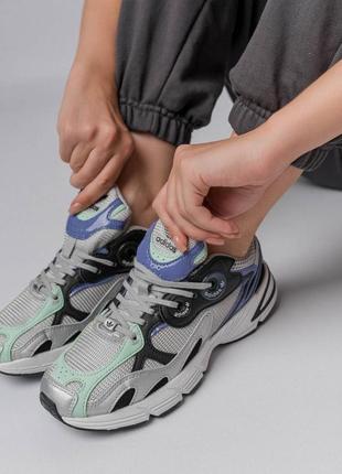 Жіночі кросівки adidas astir originals neon3 фото
