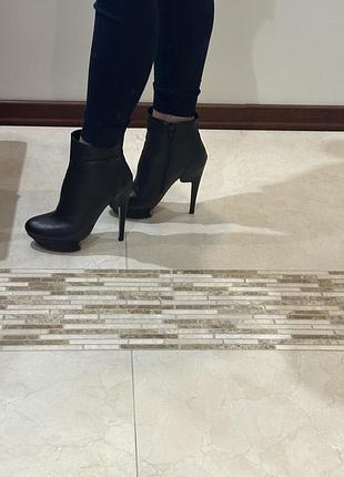 Ботайони bershka