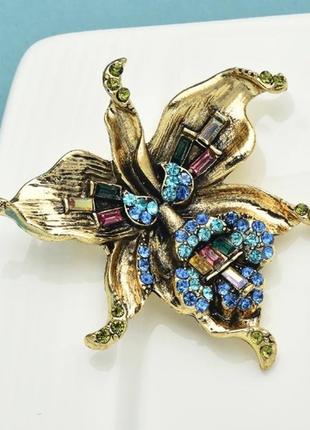 🏵️ брошка орхідея у вінтажному стилі mazer, золотиста, кольорові кристали, квітка, брош