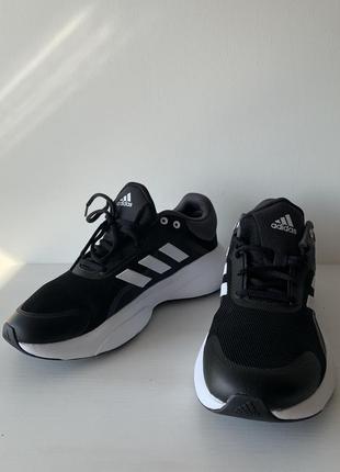Новые кроссовки adidas (41 р)4 фото