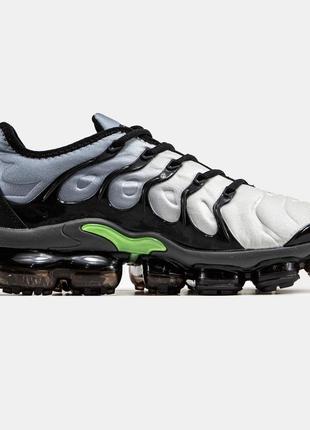 Чоловічі кросівки сірі з зеленим nike vapormax plus