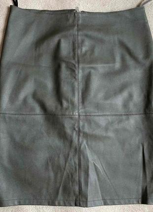 Спідниця, юбка з екошкіри, нова, розмір м-l, дуже м'яка, стрейчева, фірма only, відмінна якість.1 фото