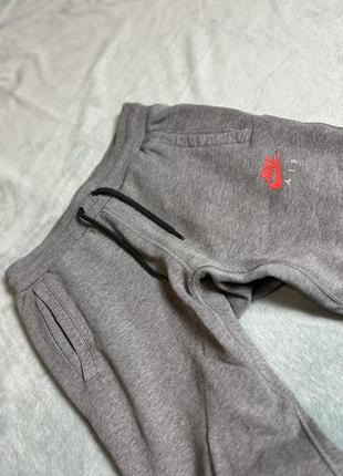 Спортивные штаны nike tech fleece2 фото