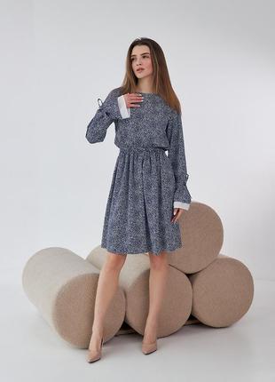 Плаття — мініжіноче коротке, з довгими рукавами, у дрібний принт, синє електрик5 фото