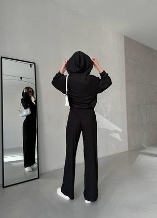 Костюм спортивний жіночий однотонний оверсайз кофта на блискавці з кишенями з капішоном штани вільного крою на високій посадці якісний чорний молочний5 фото