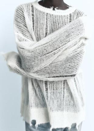 Класний рваний светр 37% вовни альпаки і  35% лани1 фото