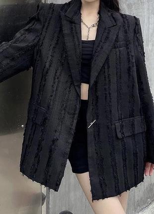 Трендовый пиджак оверсайз