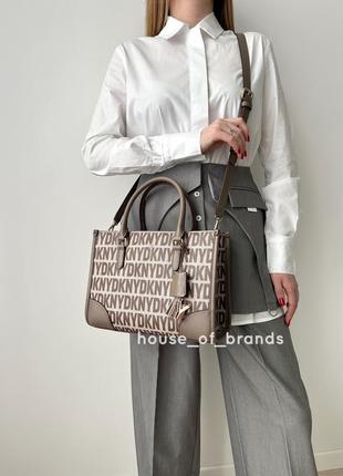 Жіноча брендова сумка dkny perri box satchel оригінал сумочка кросбоді тоут тоте дкну донна каран на подарунок дружині подарунок дівчині3 фото