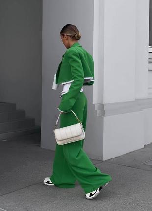 Зелений жіночий брючний костюм вкорочений піджак штани палаццо широкі шорти класичний костюм3 фото