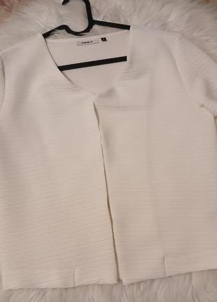 Білий жакет накидка болеро піджачок2 фото