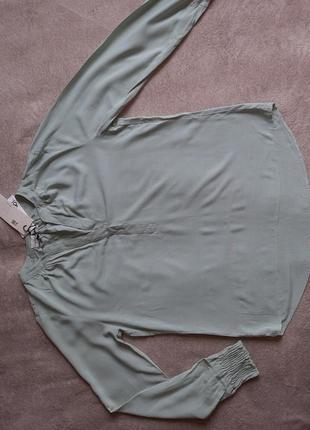 Блузка, сорочка, шифонова (віскоза), жіноча, нова, розмір s, ніжного пастельно-сіро-бірюзового кольору.1 фото