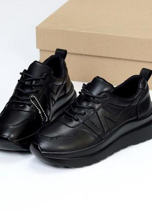 Универсальные кожаные черные кроссовки натуральная кожа на шнуровке2 фото