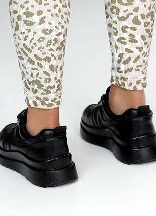 Универсальные кожаные черные кроссовки натуральная кожа на шнуровке8 фото