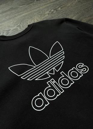 Світшот adidas originals з логотипом на спині10 фото