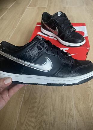 Кросівки nike dunk low1 фото