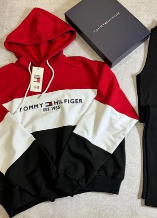 Жіночий костюм tommy hilfiger