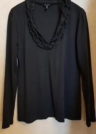 Стильный оригинальный черный джемпер лонгслив блузка  armani(max mara, marc cain,escada)