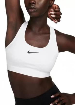 Спортивний топ жіночий nike swoosh light support women's non-padded sports bra оригінал