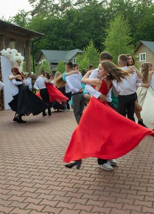Випускна сукня