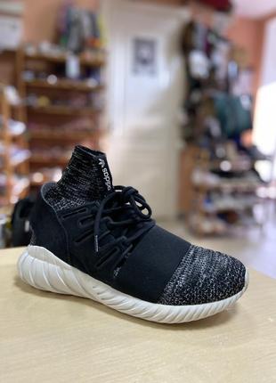 Кросівки adidas tubular doom1 фото