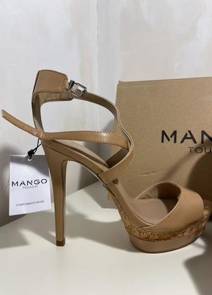 Босоніжки  жіночі mango
