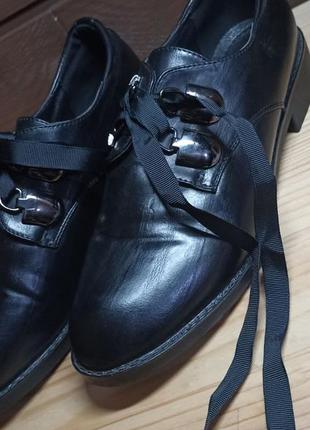 Жіночі класичні чорні туфлі весна/осінь3 фото