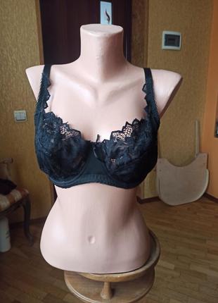 Бюстгальтер фірми lepel