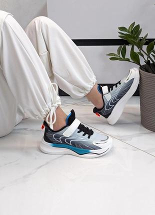 Кроссовки для детей