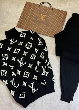 Жіночий костюм louis vuitton