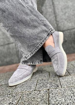 Замшеві жіночі сірі туфлі лофери з натуральної замші