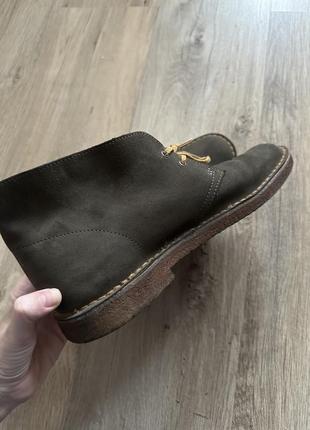 Замшеві черевики clarks2 фото