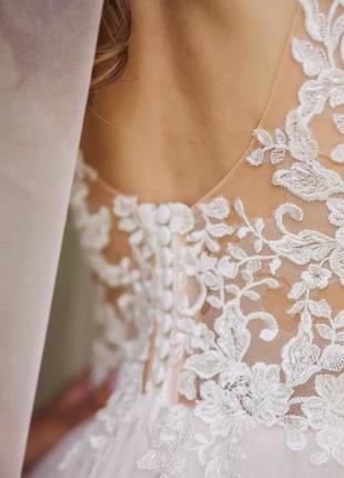 Пудровое свадебное платье2 фото