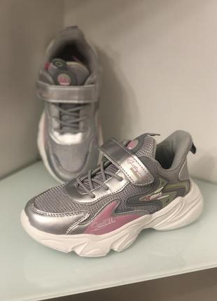 Кросівки для дівчат кеди для дівчат мокасини сліпони дитяче взуття весінні кросівки