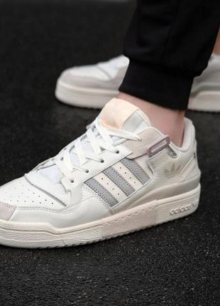 Мужские кожаные, бежевые с серым, стильные  кроссовки adidas forum beige. от 41 до 45 гг. 7611 кк6 фото