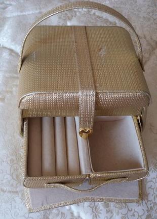 Шкатулка для украшений. скринька для прикрас.