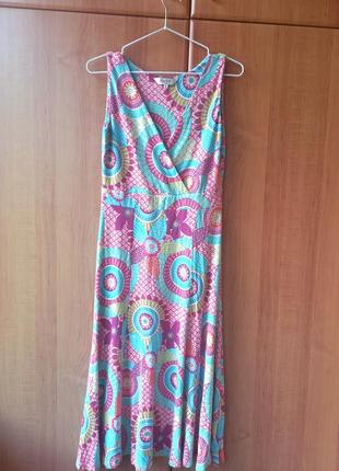 Новое розово-голубое / разноцветное длинное меди летнее трикотажное платье/сарафан east