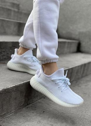 Шикарные кроссовки изи буст adidas yeezy boost6 фото