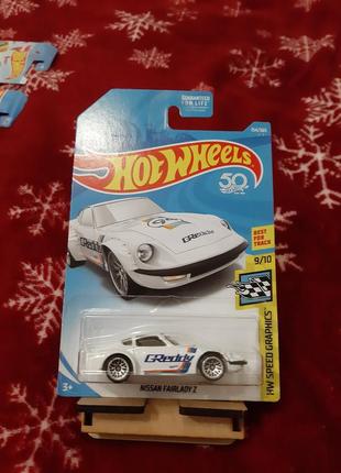 Hot wheels nissan fairlady black/blue/red/white/yellow4 фото