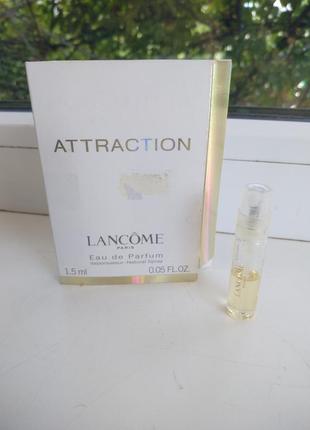 Парфюмированная вода lancome attraction