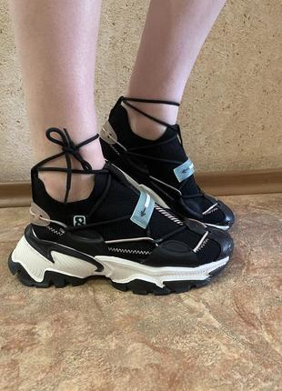 Продам кросівки преміум якості