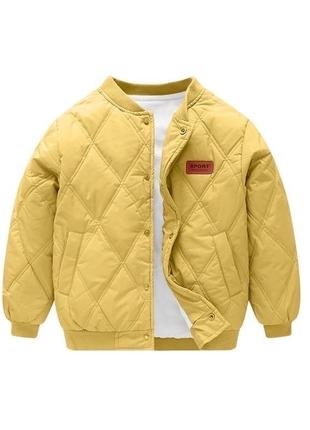 Дуже стильний стьобаний бомбер на весну!