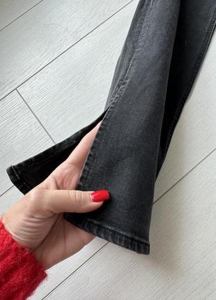 Продам срочно джинсы с разрезами модные недорого h&m весна6 фото